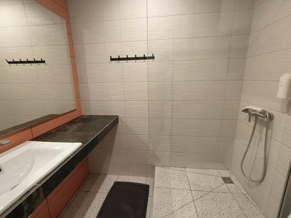 Жк Аржанова Lägenhet Dnipro Exteriör bild