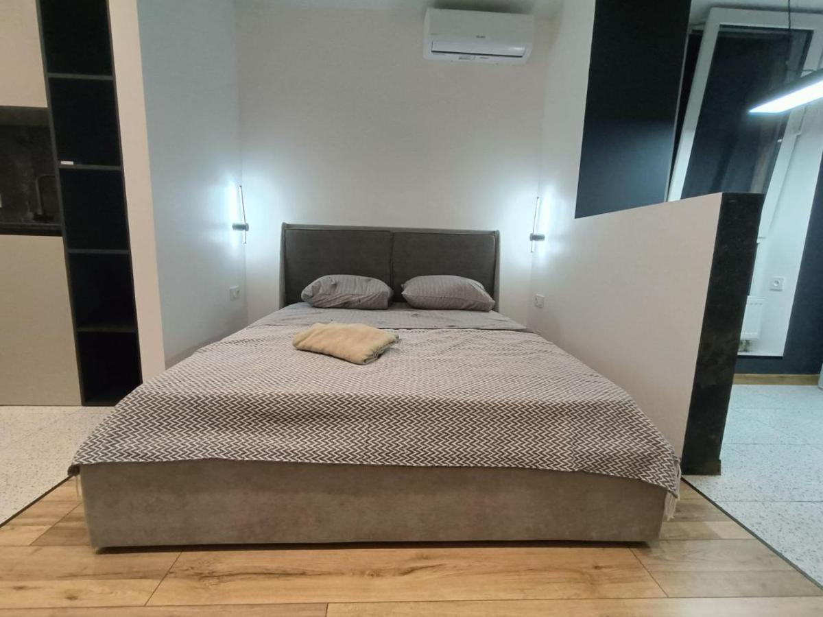 Жк Аржанова Lägenhet Dnipro Exteriör bild